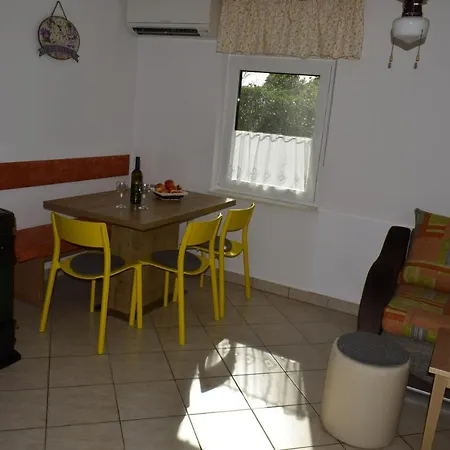Krcine Apartment *